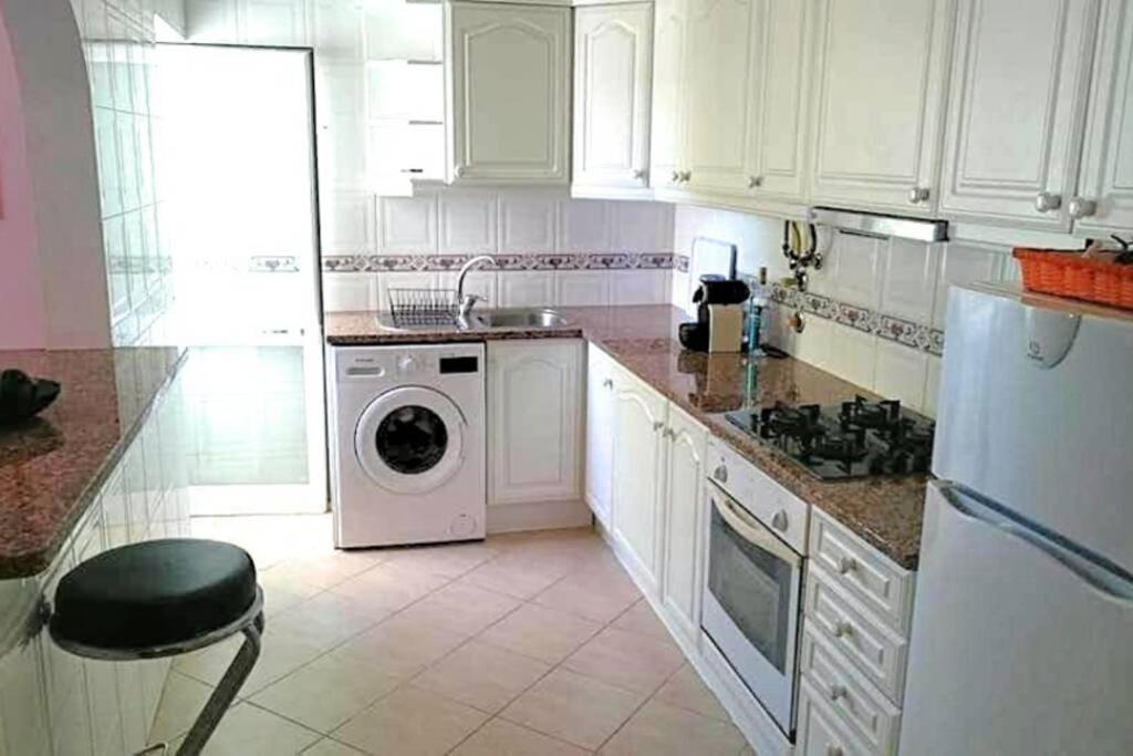 אלבופיירה Falesia - Near The Beach - The Gavel Apartment מראה חיצוני תמונה